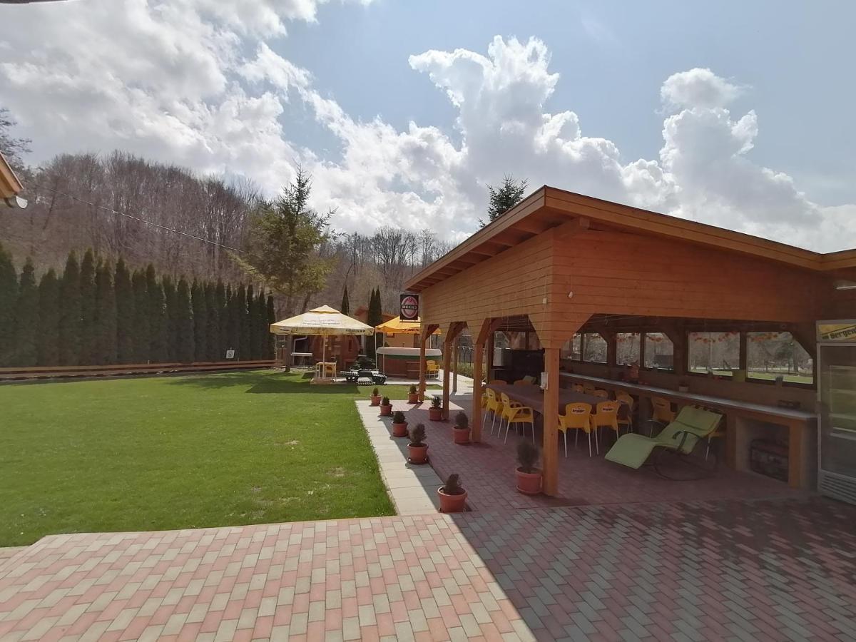 Pensiunea Colt Alb Băile Homorod Extérieur photo