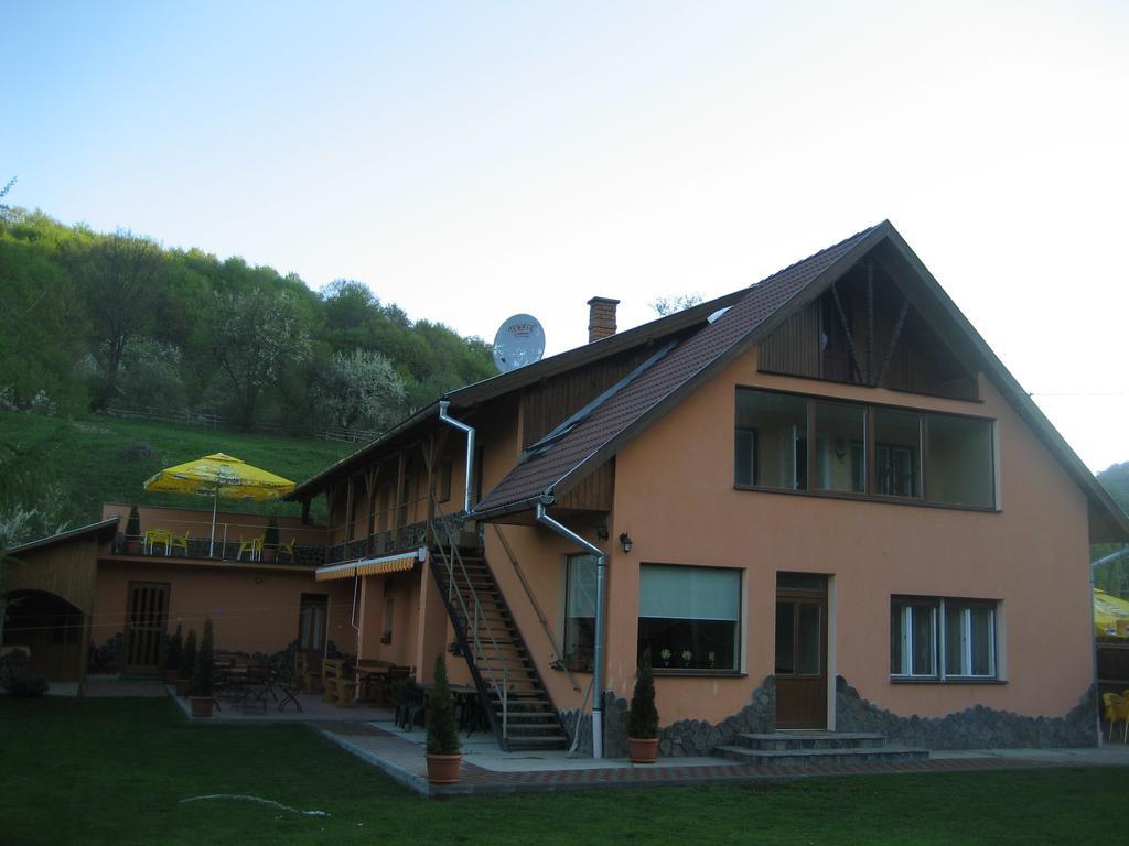 Pensiunea Colt Alb Băile Homorod Extérieur photo